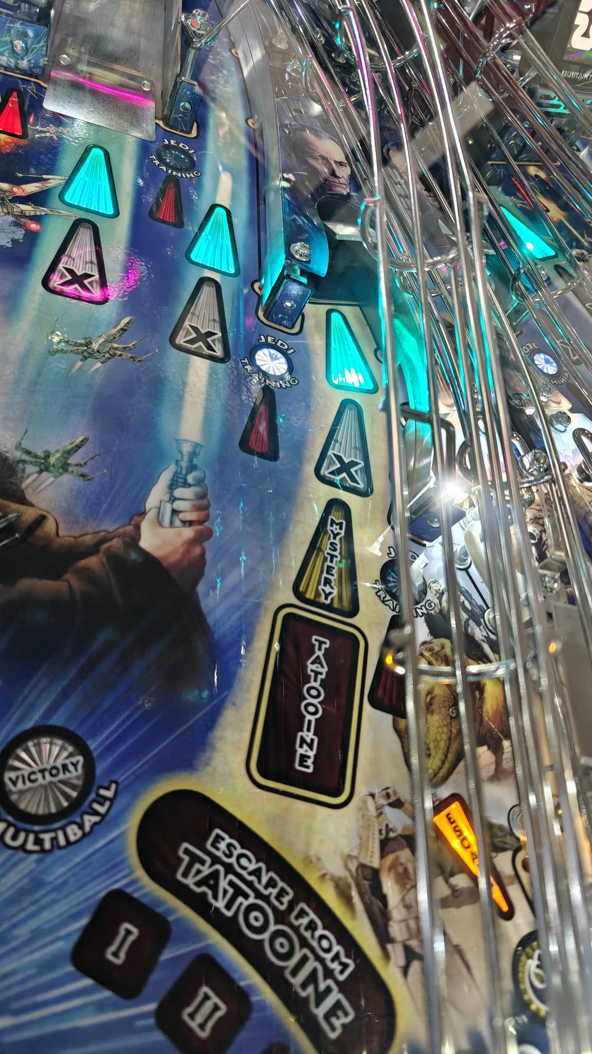 Star Wars Premium Flipper Stern Pinball (Vorführgerät)