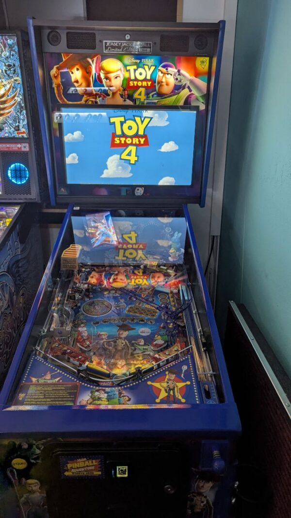 Toy Story 4 Flipper Limited Edition Jersey Jack Pinball (Vorführgerät)